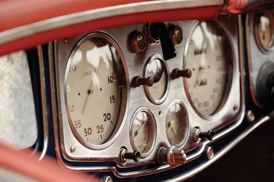  Lancia Astura Cabriolet 1938 года  (фото 3 из 6)